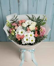 Букет цветов из:  Розы, Лизиантусы и Хризантемы в Ясной Поляне