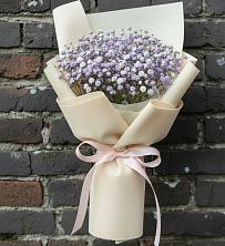 Букет цветов из:  Гипсофила в Ясной Поляне
