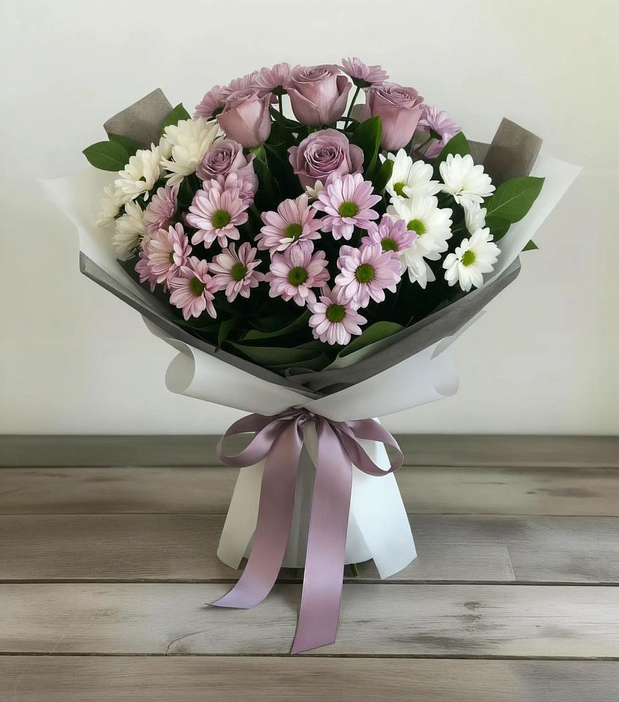 Букет цветов из: Хризантемы и Розы в Ясной Поляне