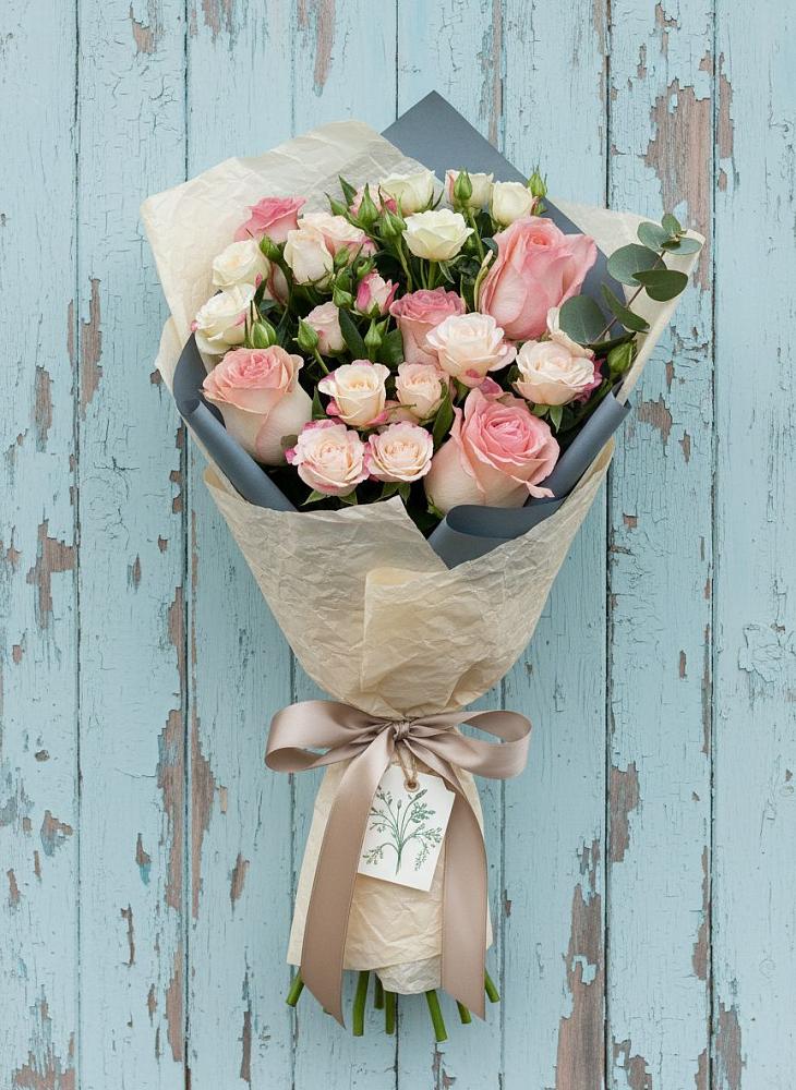 Букет цветов из: Розы в Ясной Поляне