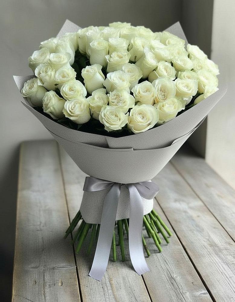 Букет 35 Белых роз в Ясной Поляне