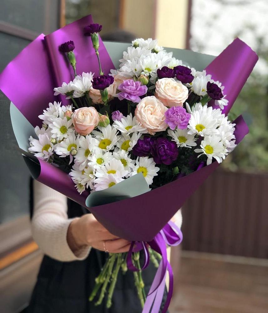 Букет цветов из: Хризантемы, Гвоздики и Розы в Ясной Поляне