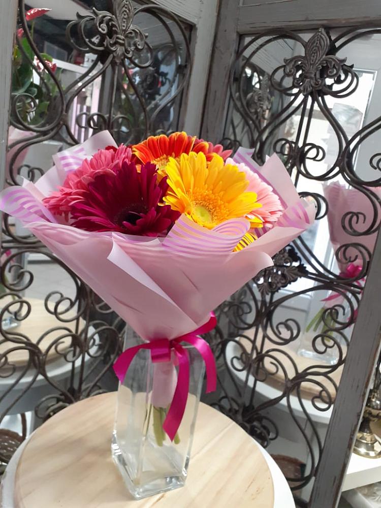 Букет цветов из: Герберы в Ясной Поляне