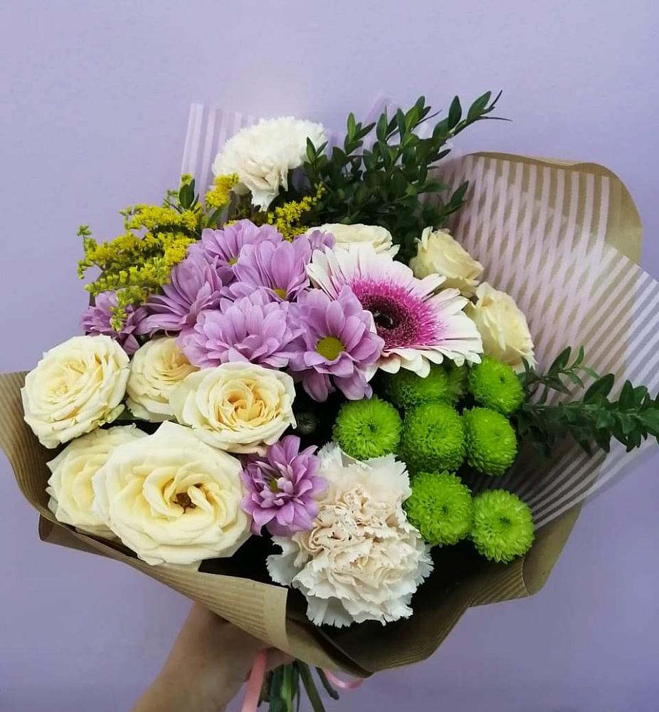 Букет цветов из: Хризантемы, Розы, Гвоздики и Герберы в Ясной Поляне