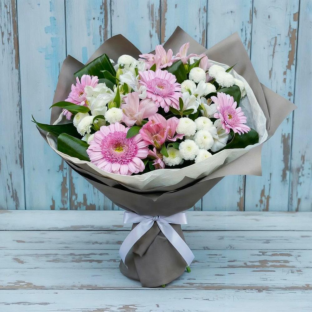 Букет цветов из: Герберы, Альстромерии и Хризантемы в Ясной Поляне