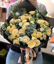 Букет цветов из:  Розы и Лизиантусы #REPLACE_PRED# Ясной Поляне