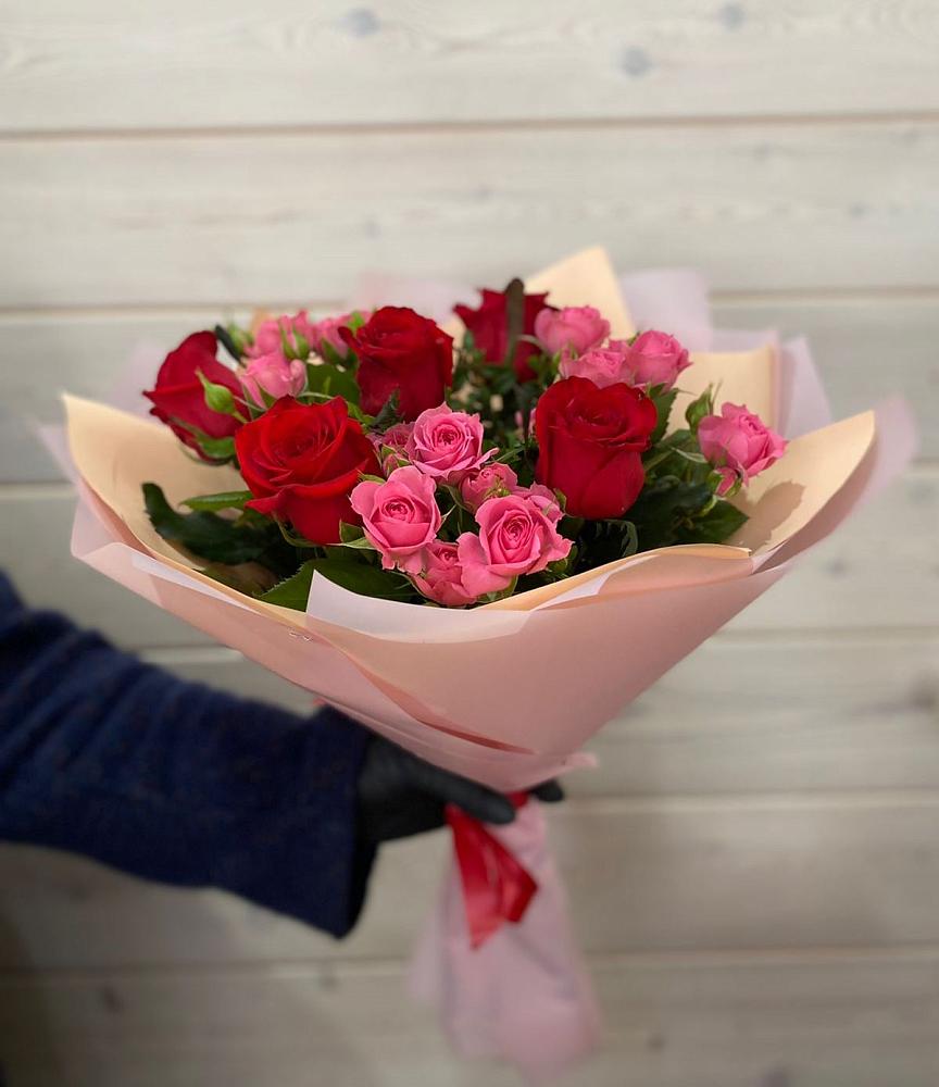 Букет цветов из: Розы в Ясной Поляне