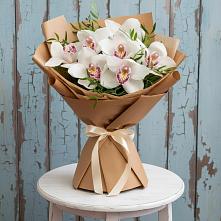 Букет цветов из:  Орхидеи и Розы #REPLACE_PRED# Ясной Поляне