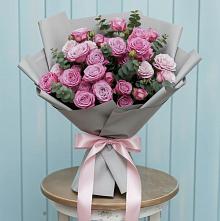 Букет цветов из:  Розы в Ясной Поляне